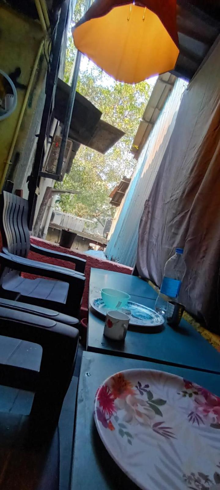 Sinhassan Dormitory Hostel Juhu Mumbai Exterior foto